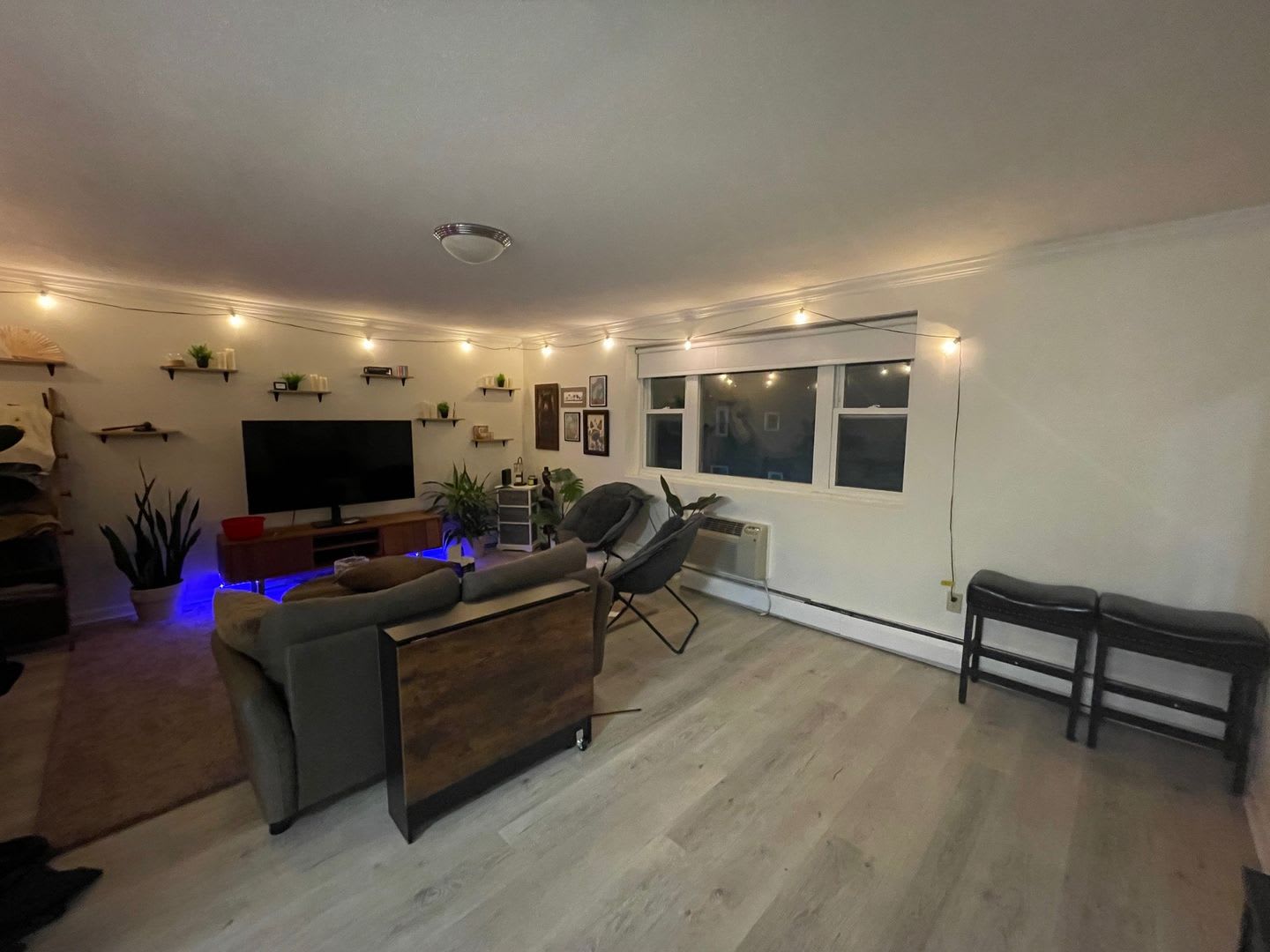 Charming 2 Bedroom-No Broker Fee – photo 5