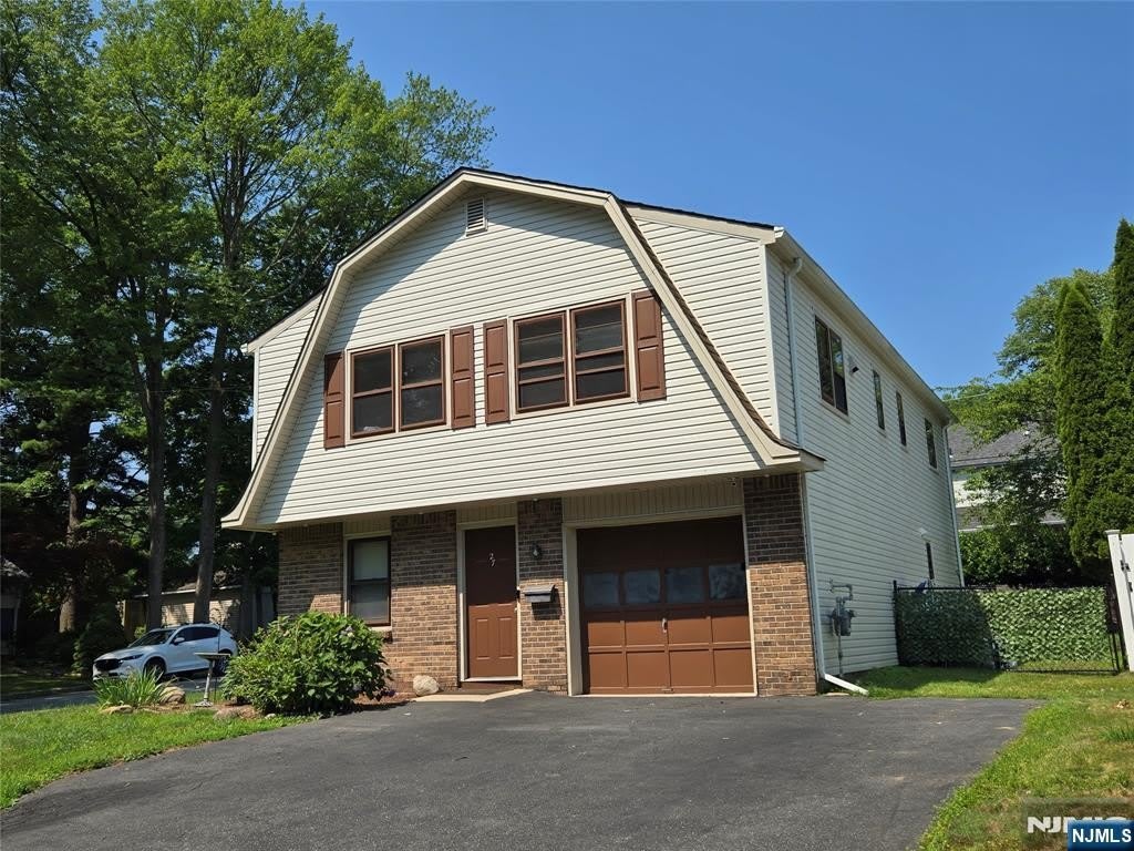 27 Beech Street – photo 1