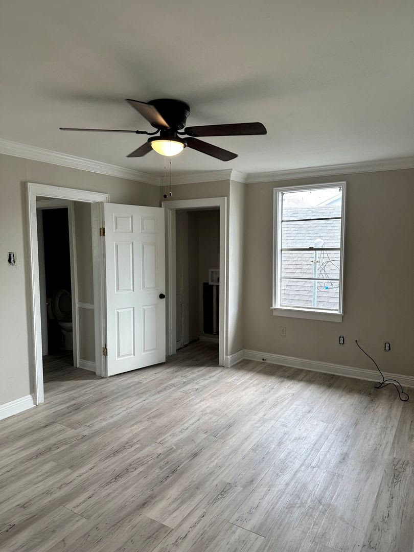 Mid City Newly Renovated – photo 4