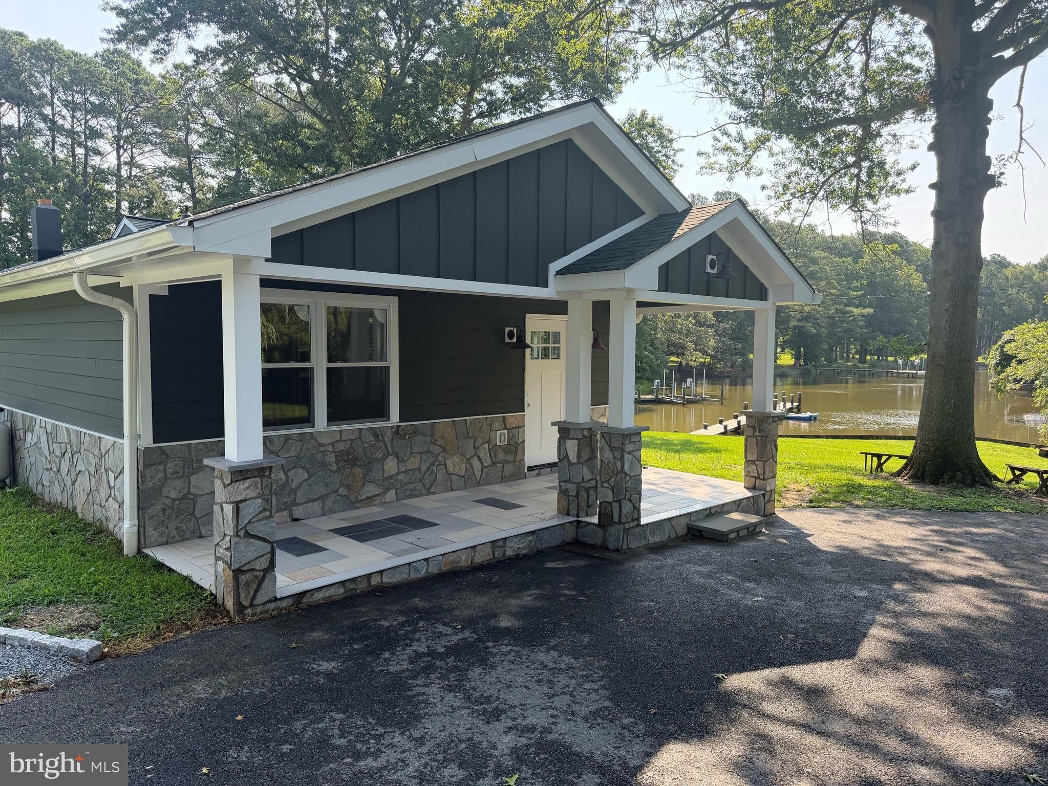 109 YEWELL Road – photo 3