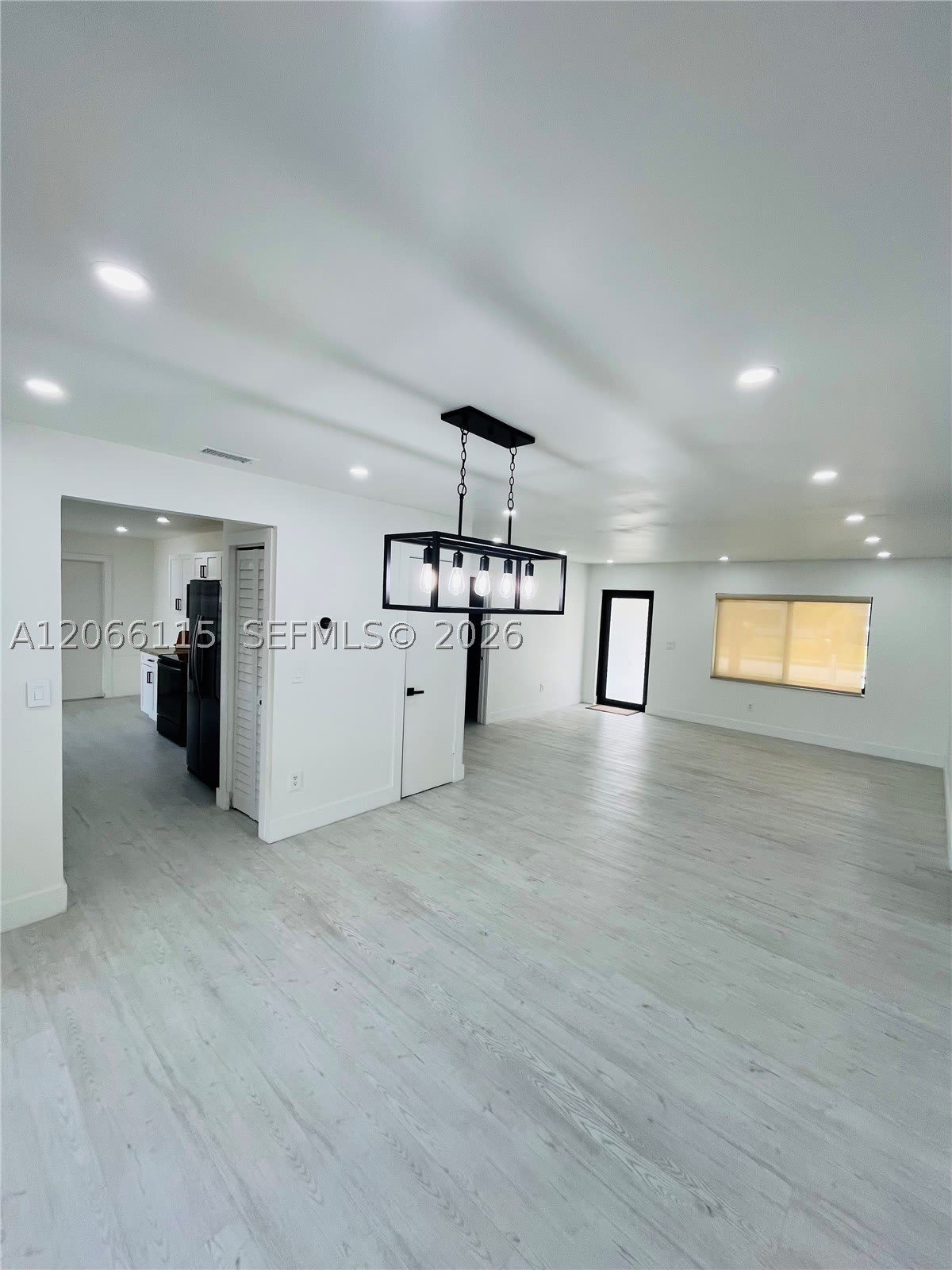 1707 S Curlew Ln – photo 3