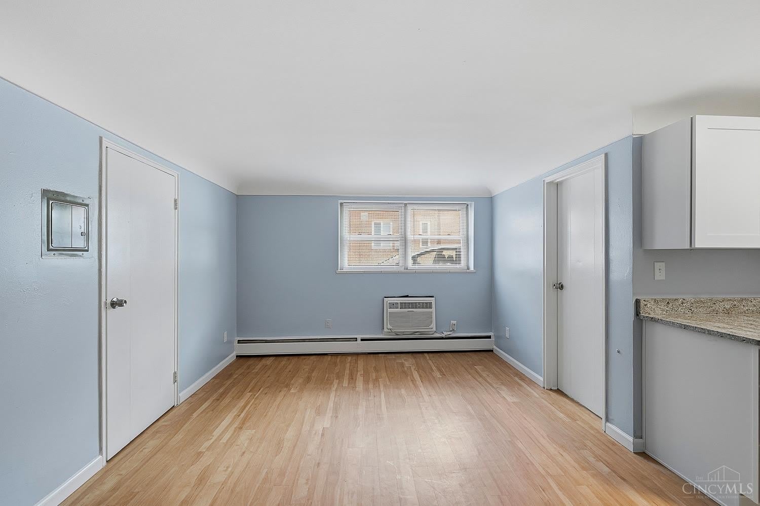 6469 Montgomery Road – photo 2