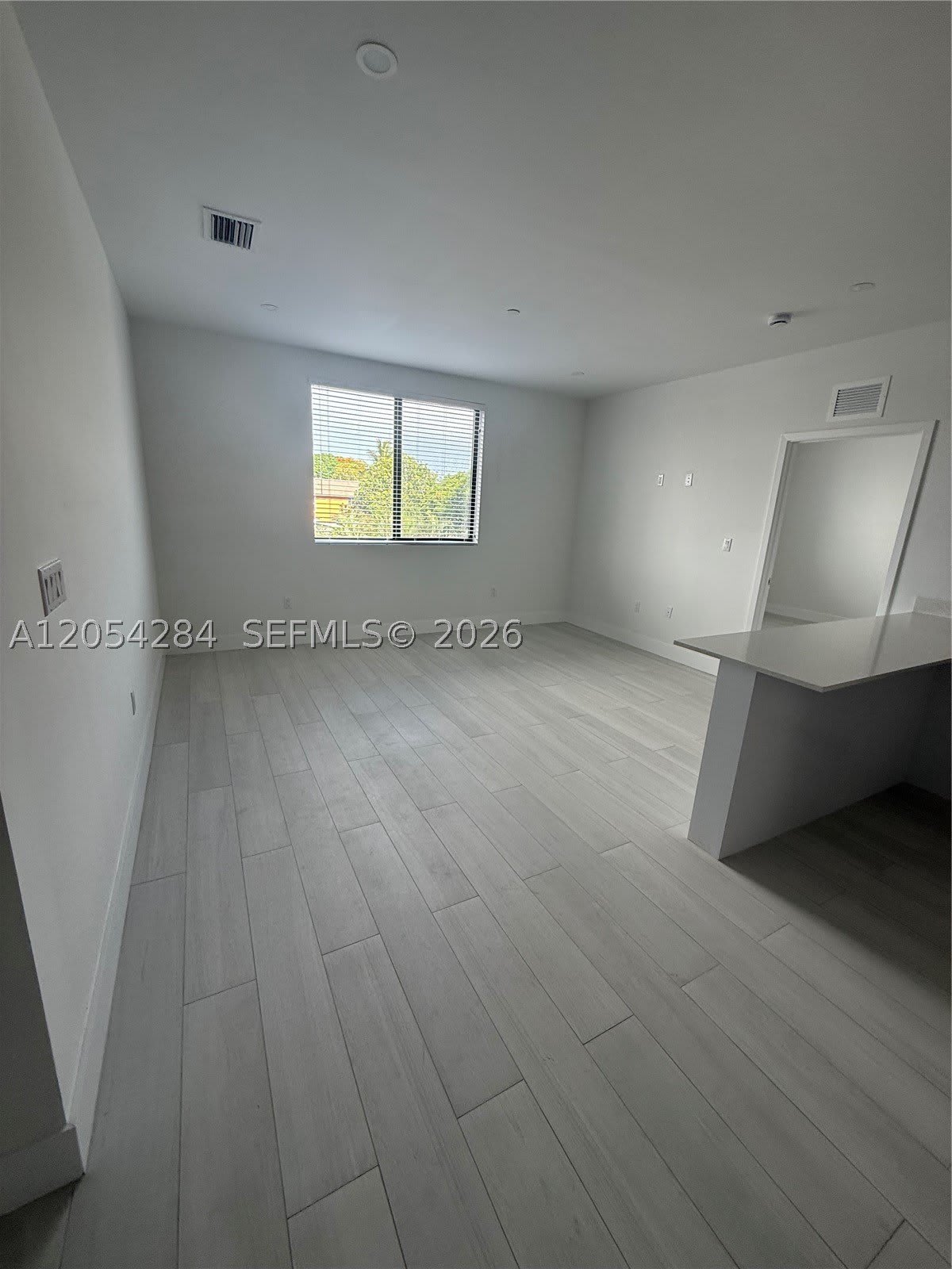 1091 E 17th St – photo 1