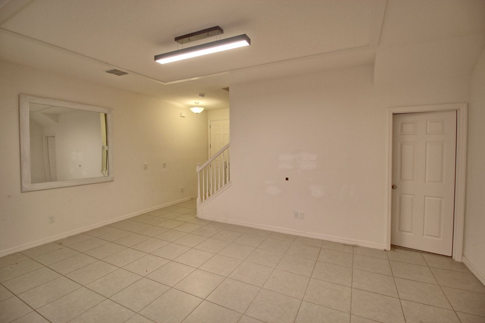 990 E 10Th Street – photo 3