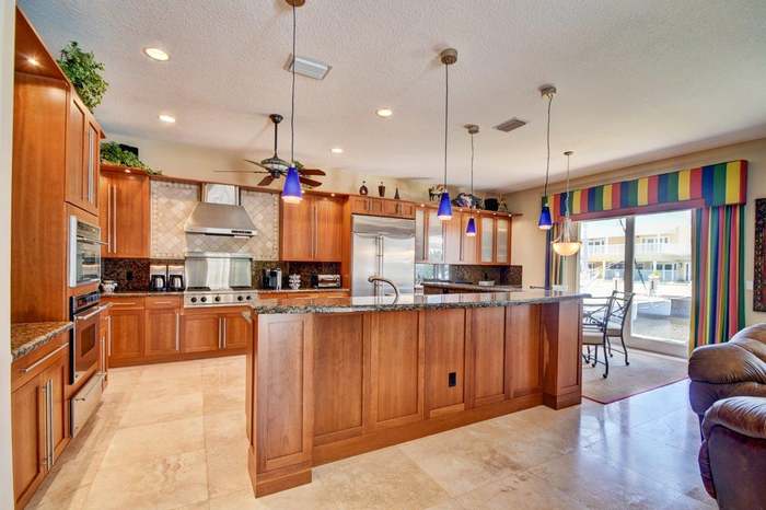 3048 Ne 7Th Dr – photo 4