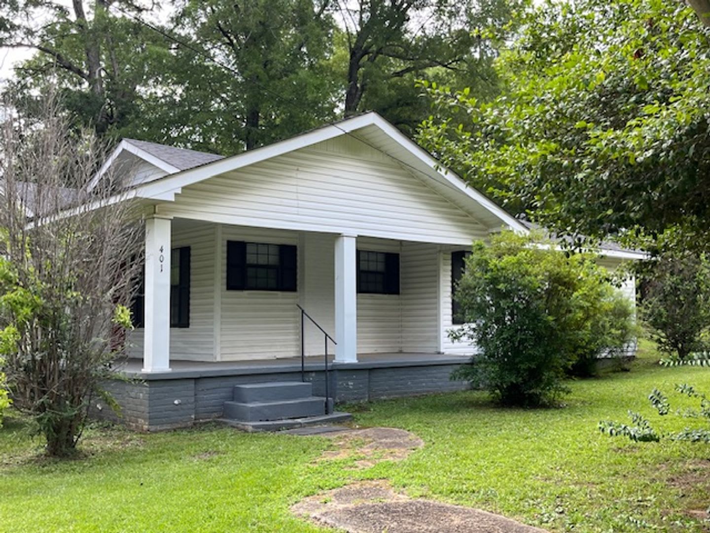 Renovated 3 Bedroom 1 Bath Home for Rent – photo 5