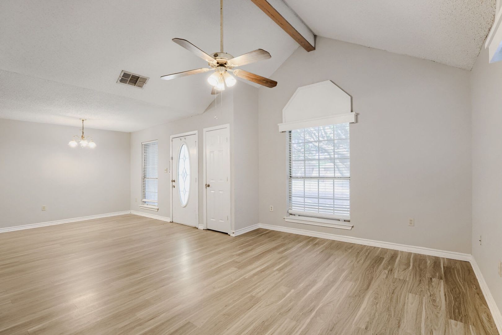 316 Peachtree Lane Princeton, TX 75407-5744 – photo 4