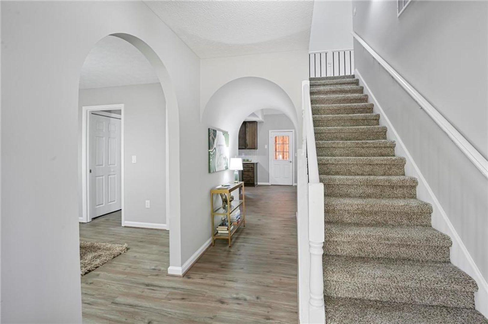 Beautifully Remodeled Home on Large Corner Lot – photo 3
