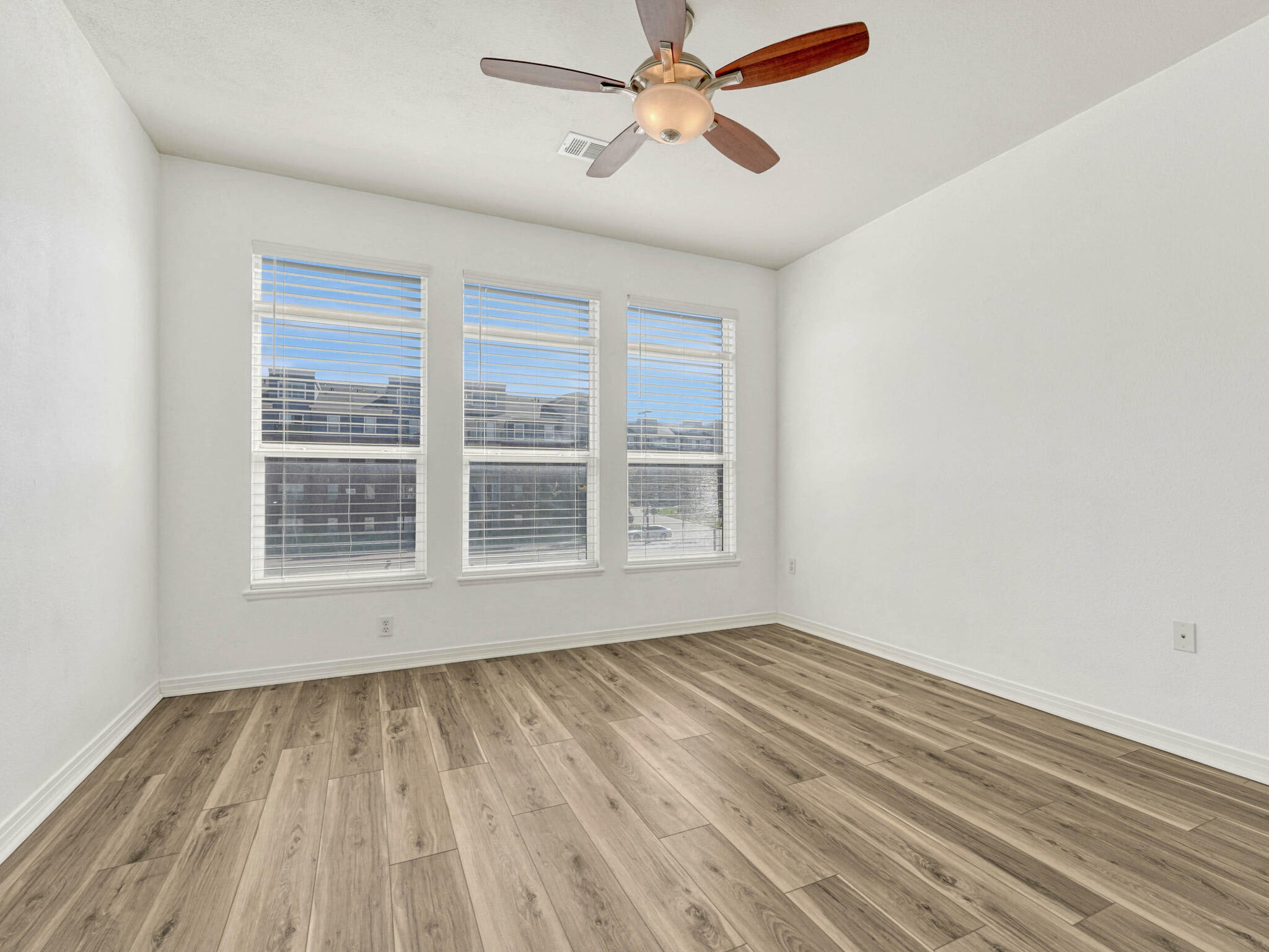 10176 Park Meadows Drive – photo 5