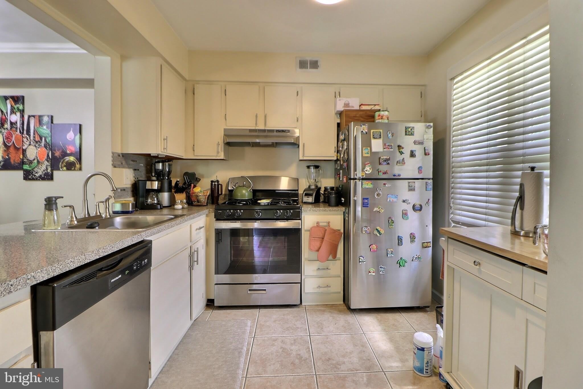 1807-A SEDGEFIELD Drive – photo 4