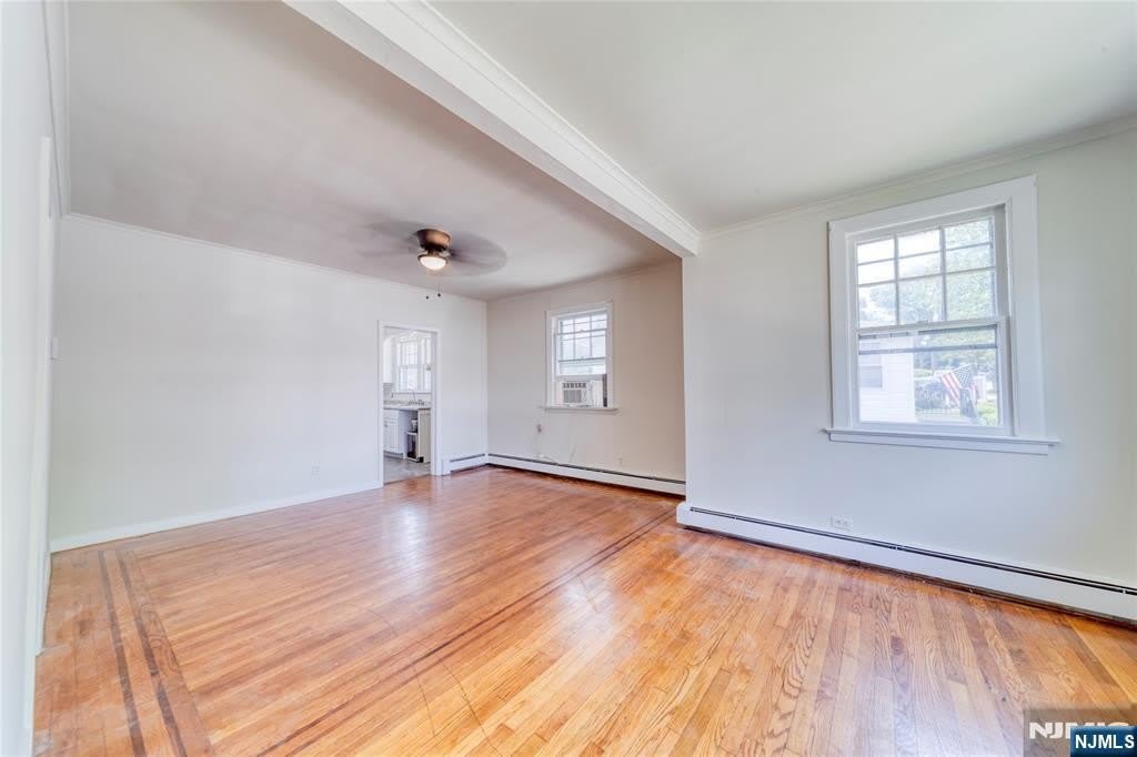 824 Linden Avenue – photo 4
