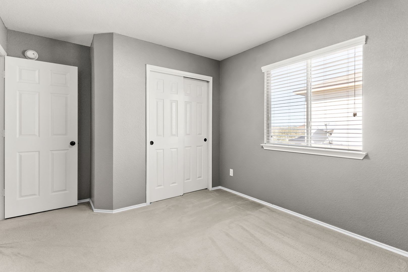 6303 Blayney Dr – photo 5