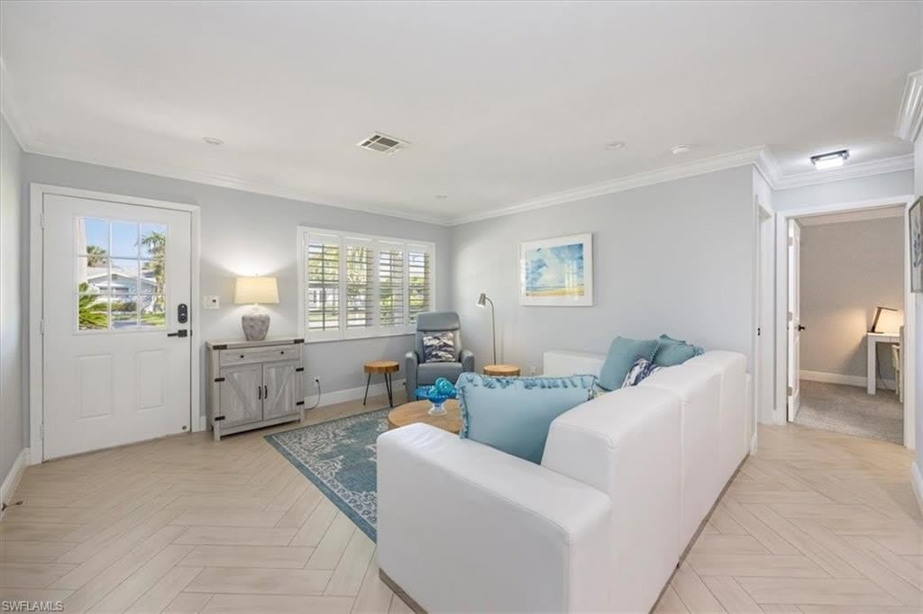 1236 13th Ave N – photo 5