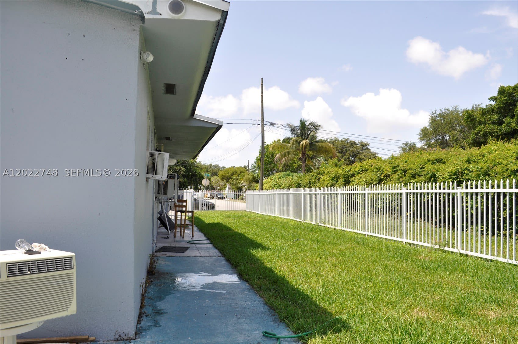 2395 Nw 82Nd St – photo 3