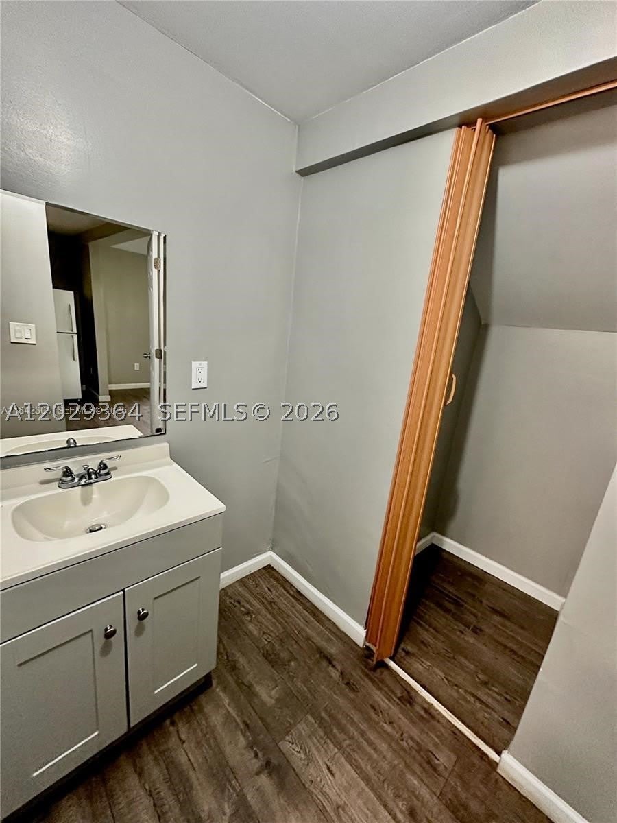 6326 NW 4th Ave – photo 4