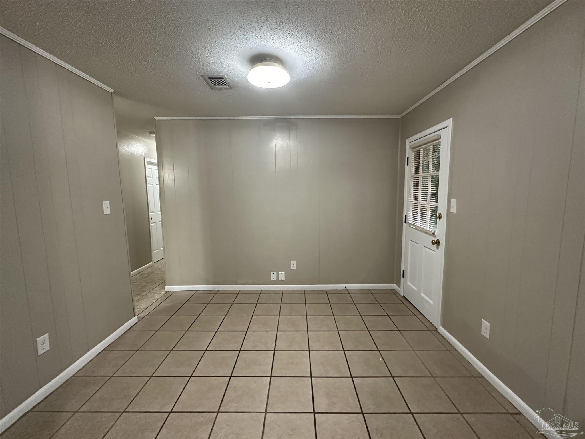 2810 Donley St – photo 5