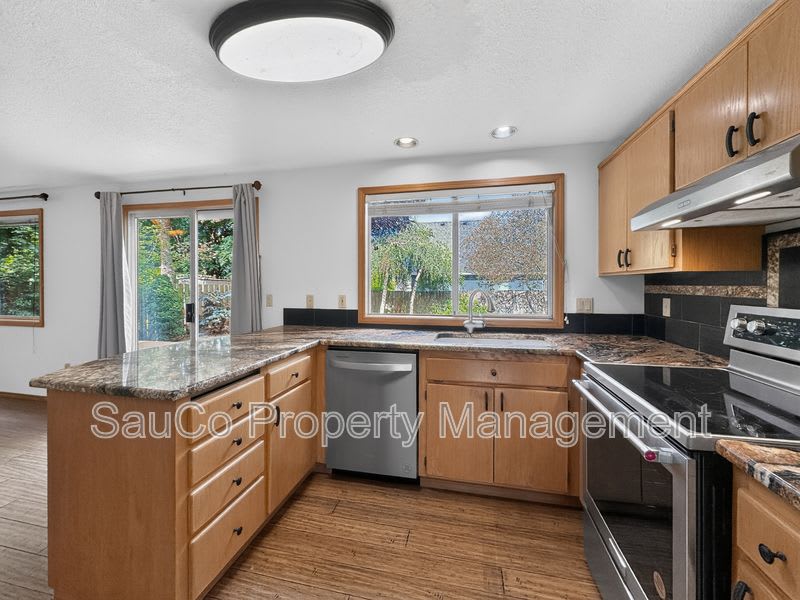 969 Southwest 177Th Terrace – photo 5