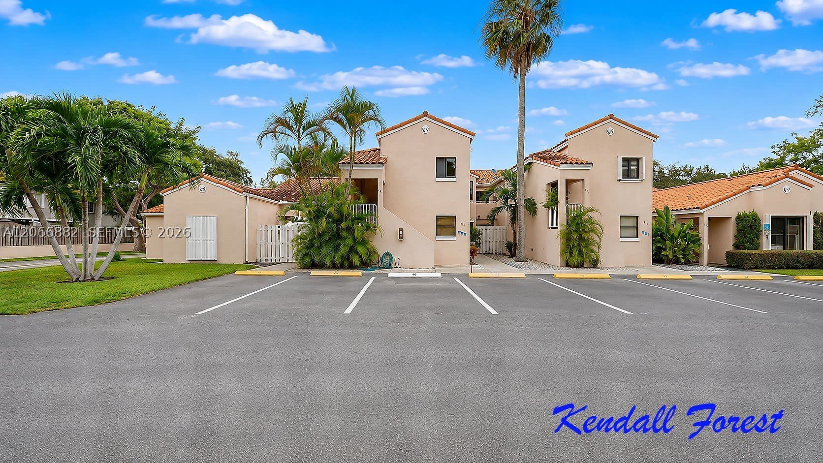 11830 SW 80th St – photo 1