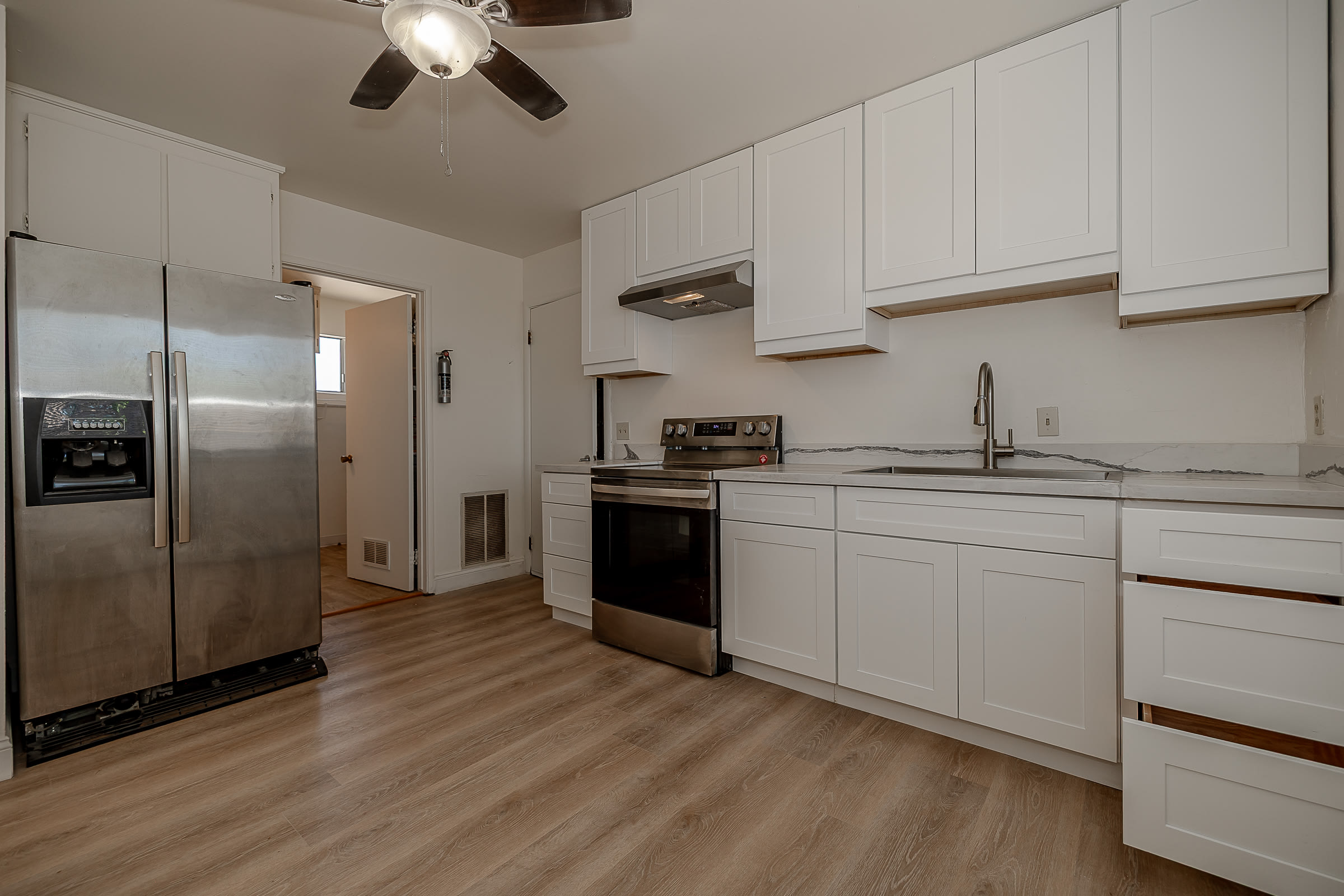 1103 Crescent Lane – photo 2
