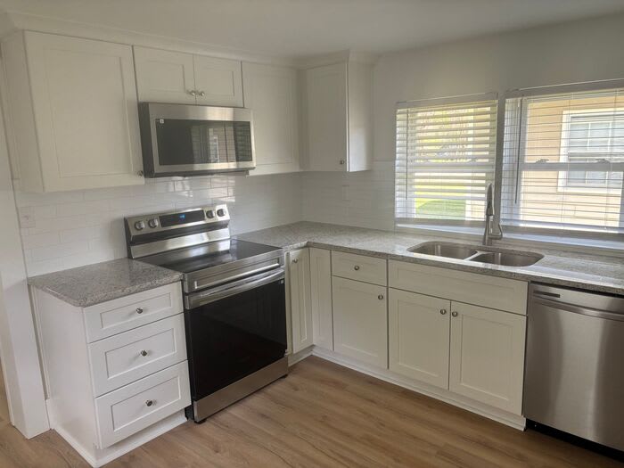 215 North 4th Street – photo 5