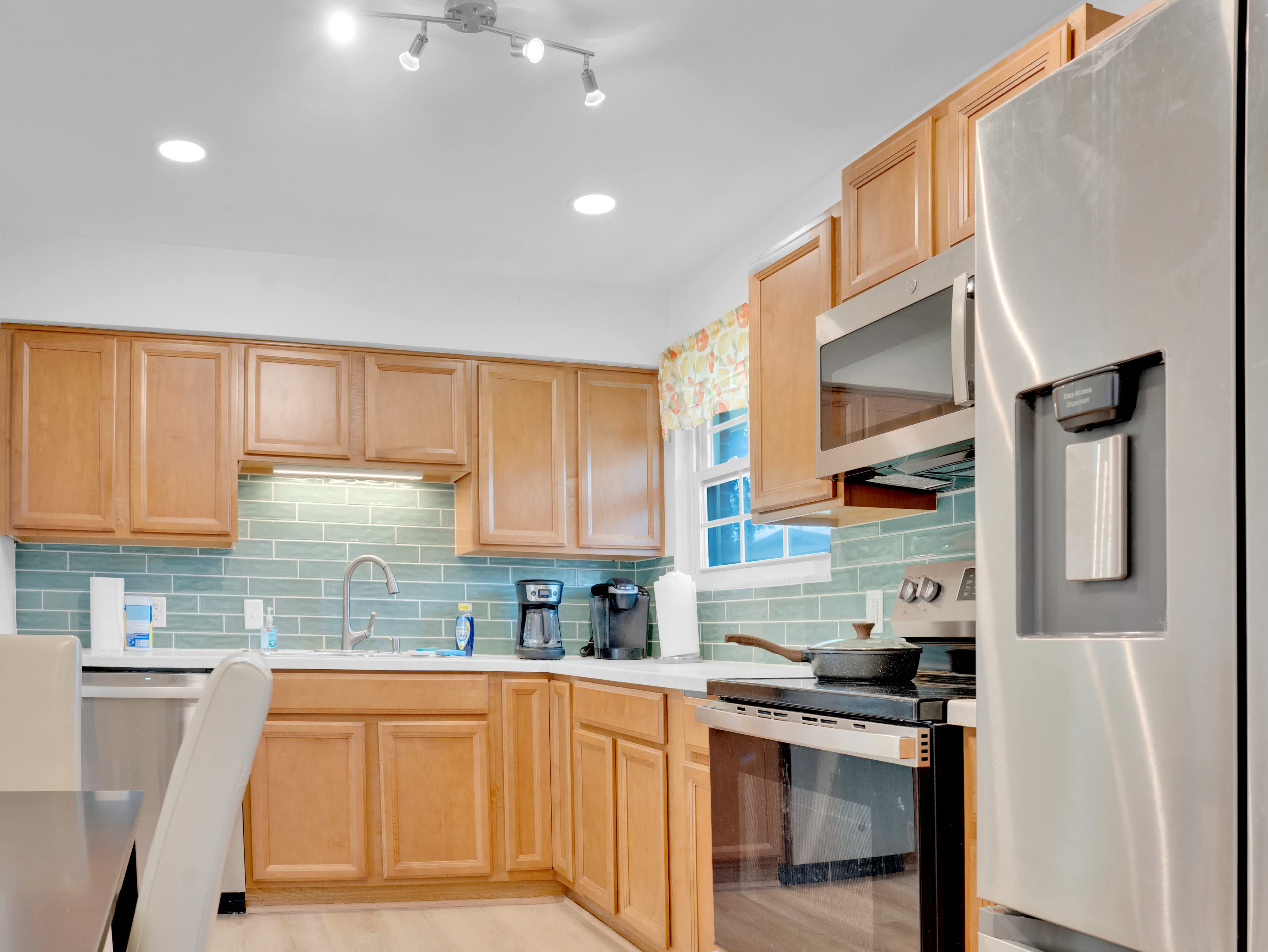 104 W Jackson St – photo 3