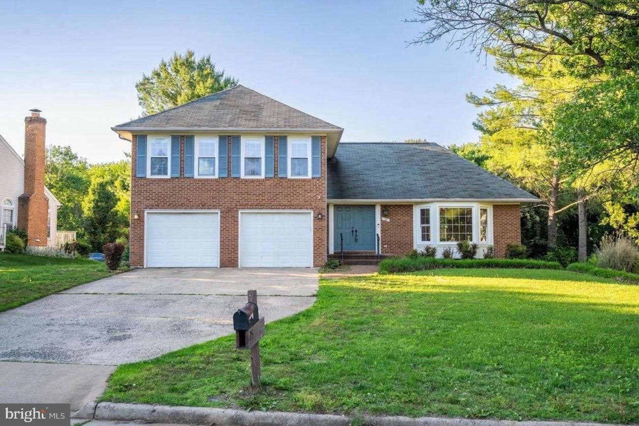 25 WHITTINGHAM Circle – photo 1