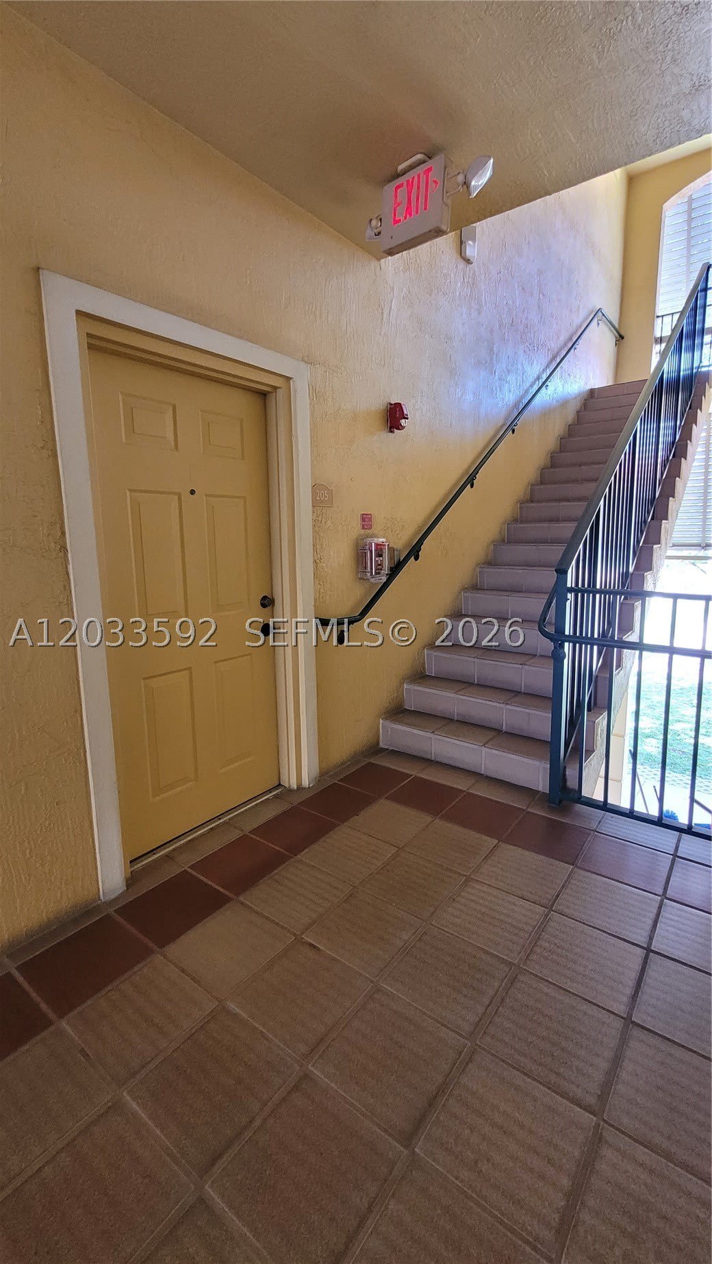 7280 NW 114th Ave – photo 3