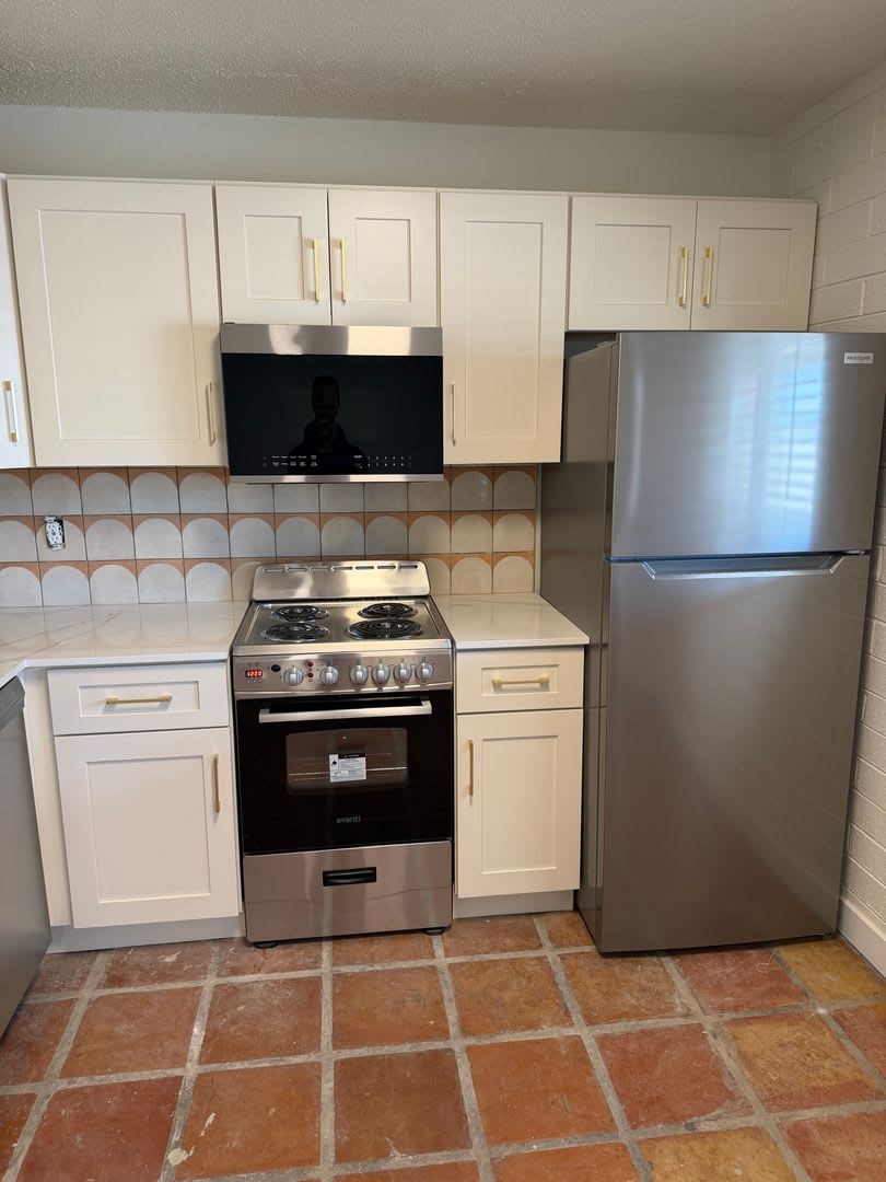 1867 E University Dr – photo 4