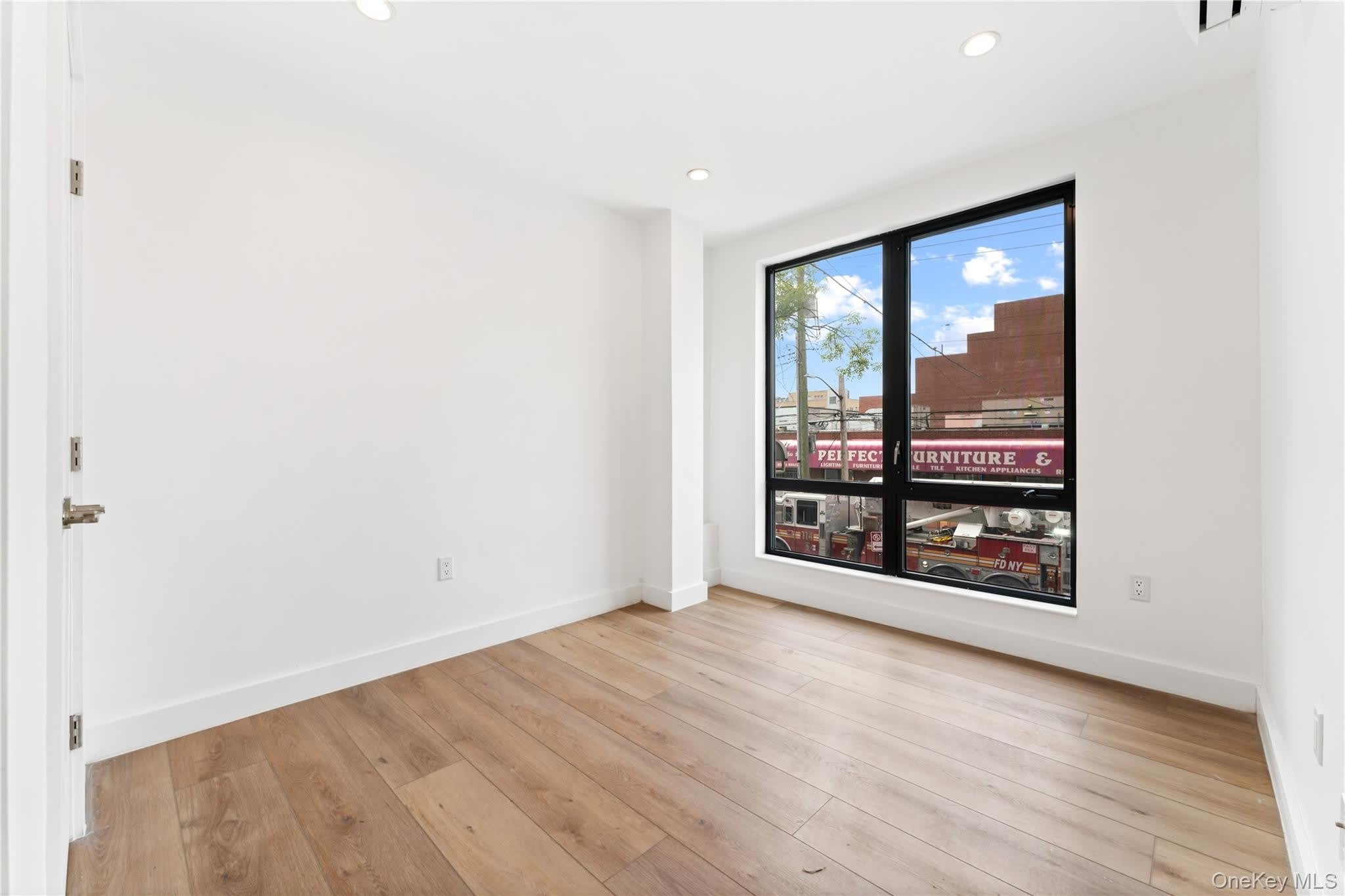 901 60th Street – photo 5