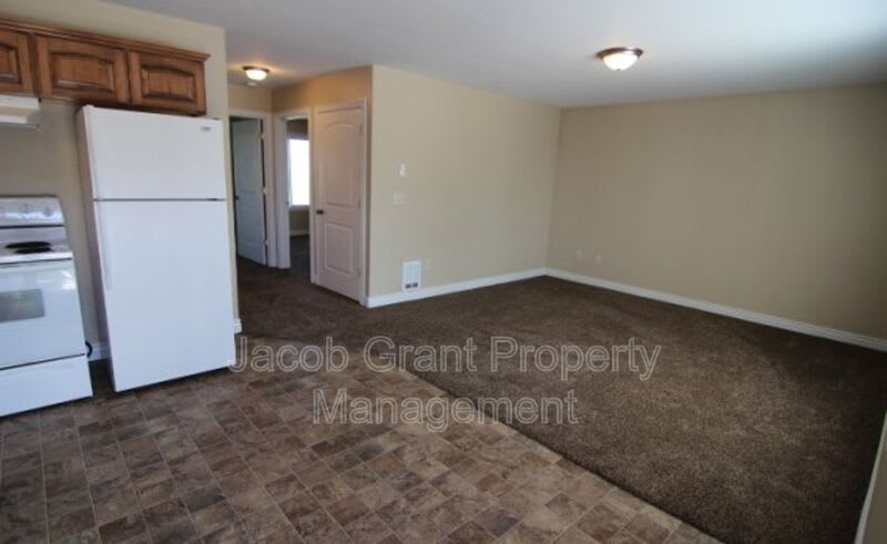 225 Opal Court – photo 4