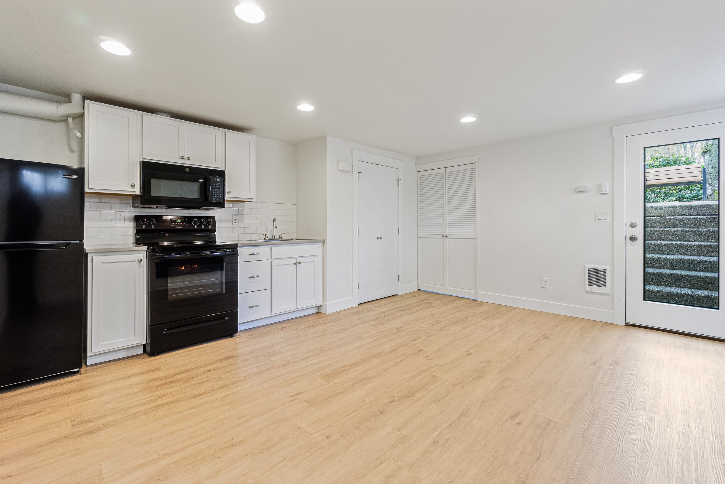 532 12th Avenue East#532B – photo 3
