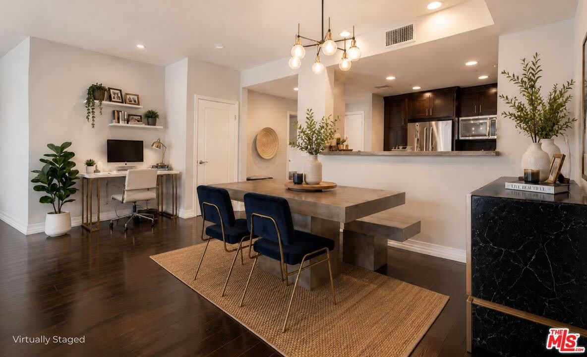 1430 S Beverly Glen Blvd – photo 4