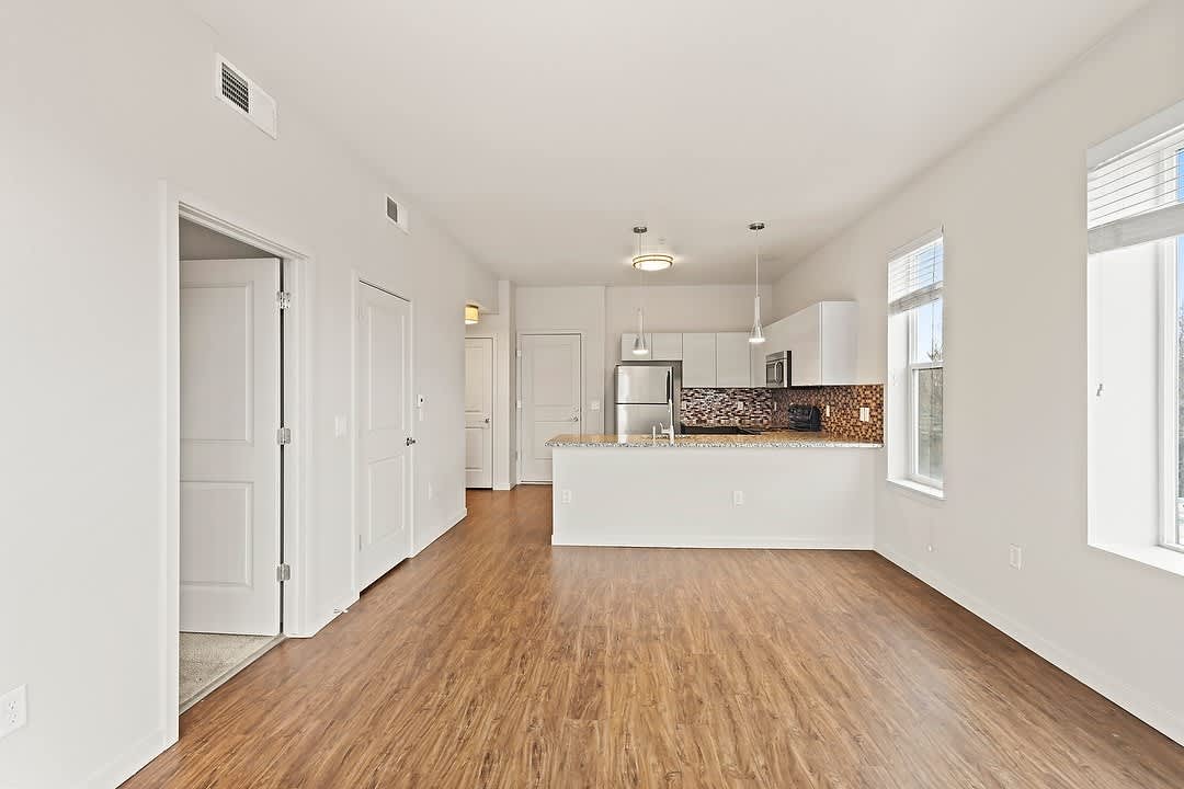 Ascent Uptown Apartments – photo 2
