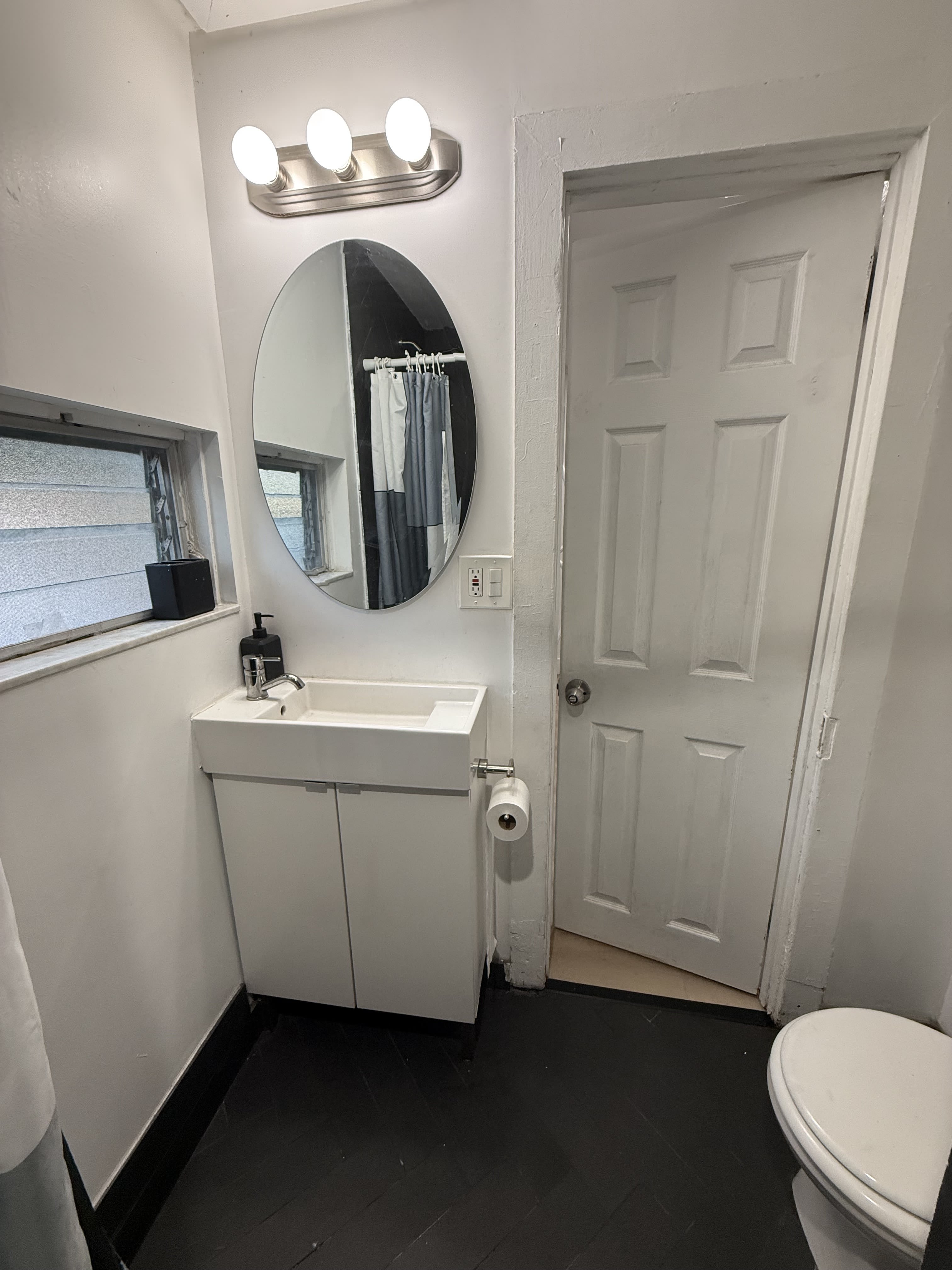 51 Southwest 13th Street – photo 3