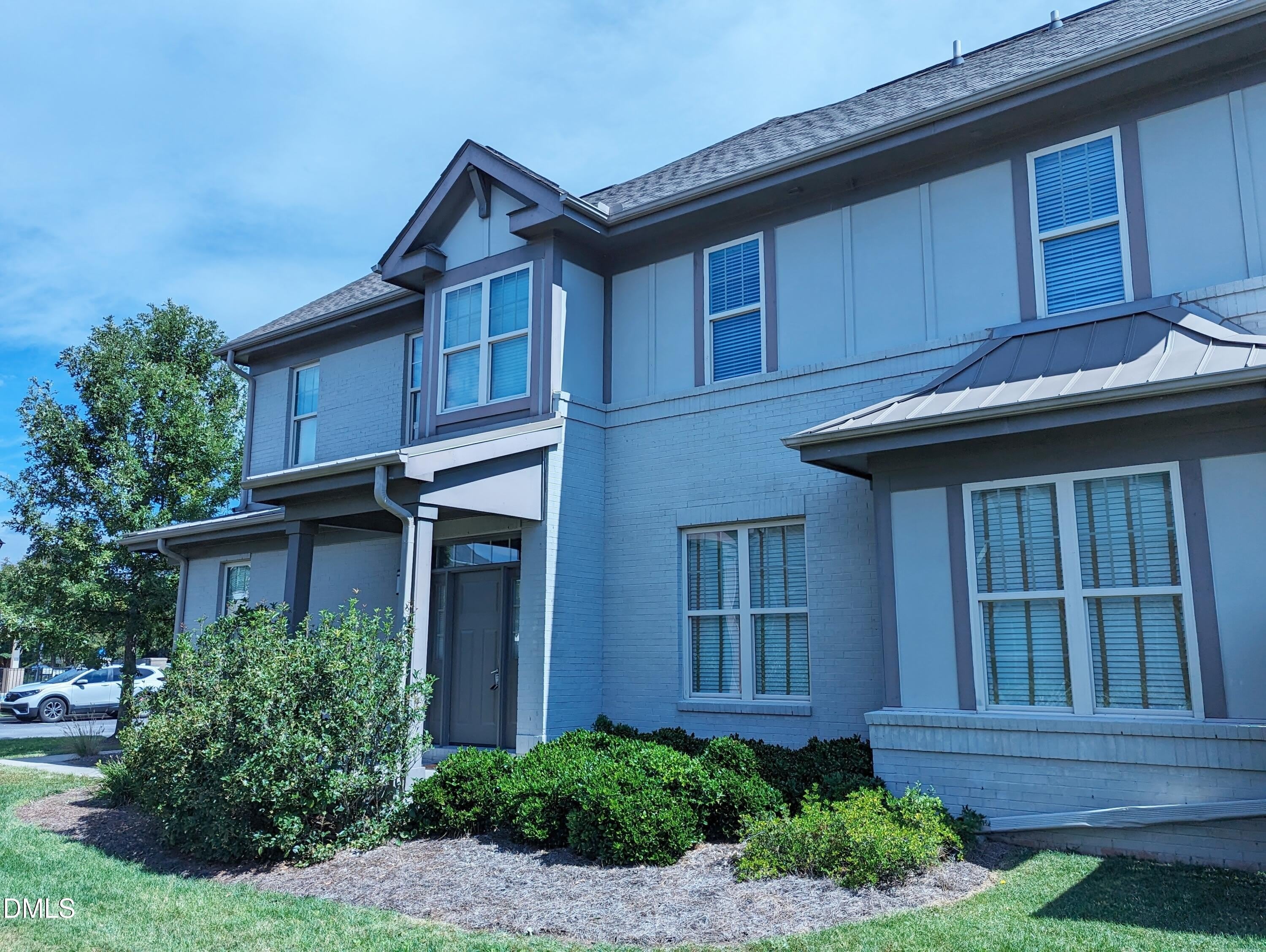 375 Avett Drive – photo 2