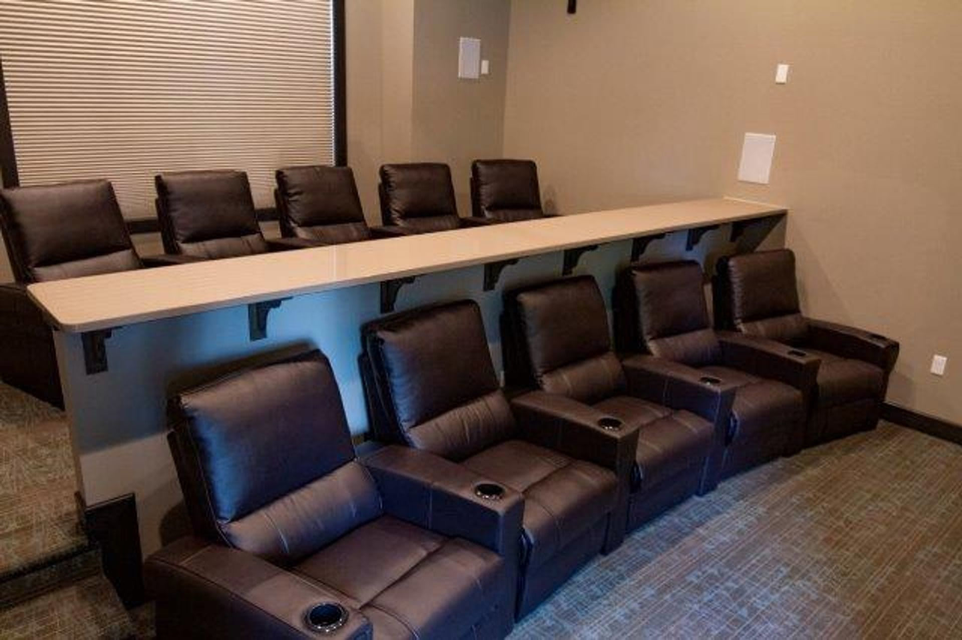 Amazing 1 bedroom with upscale interiors! – photo 4
