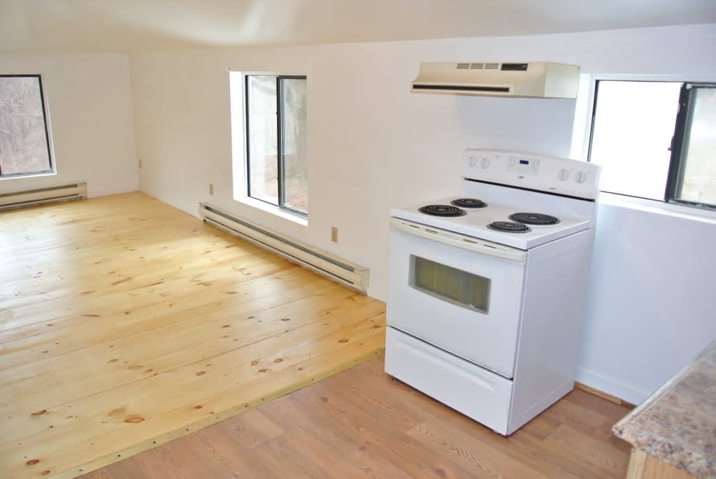 261 N Main St – photo 5