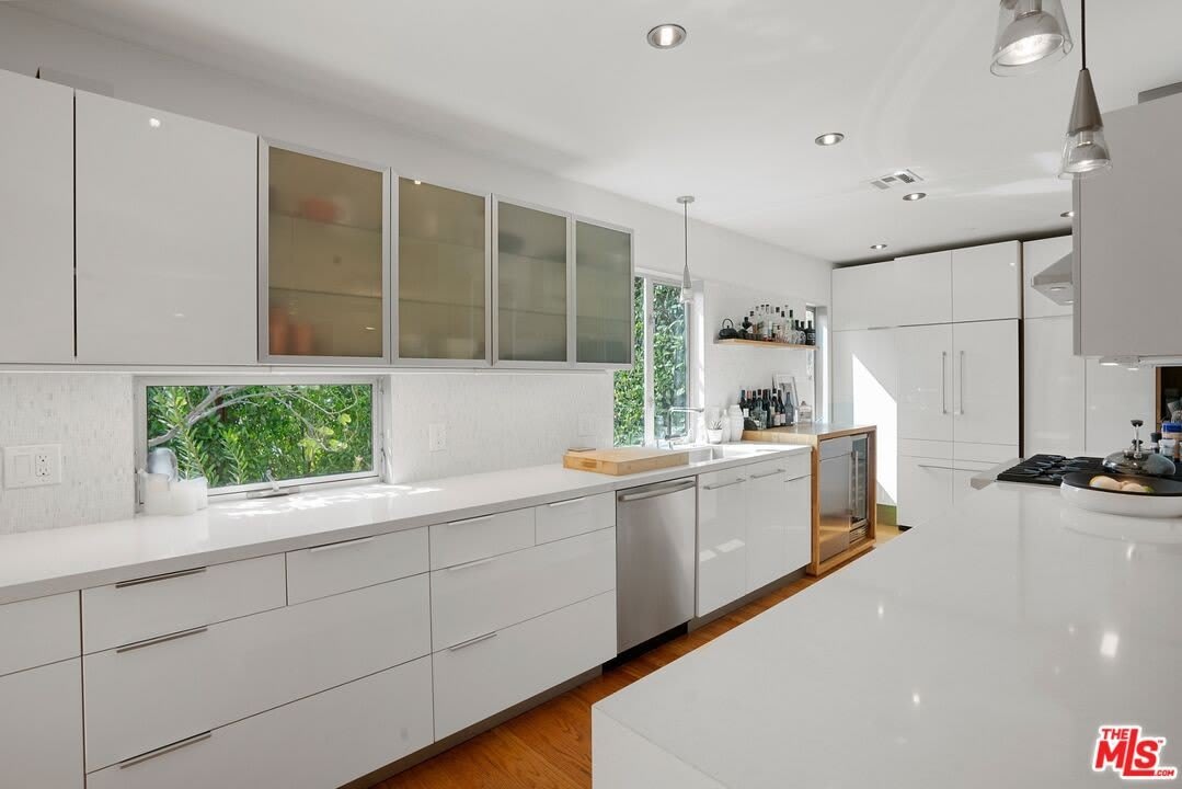 1666 S Curson Ave – photo 5