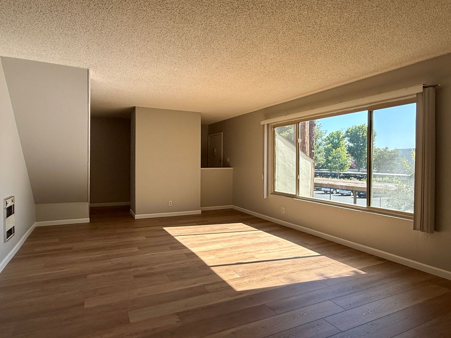 Must see to appreciate 3 bedroom, 2.5 bathroom condo with Cupertino Schools! – photo 1