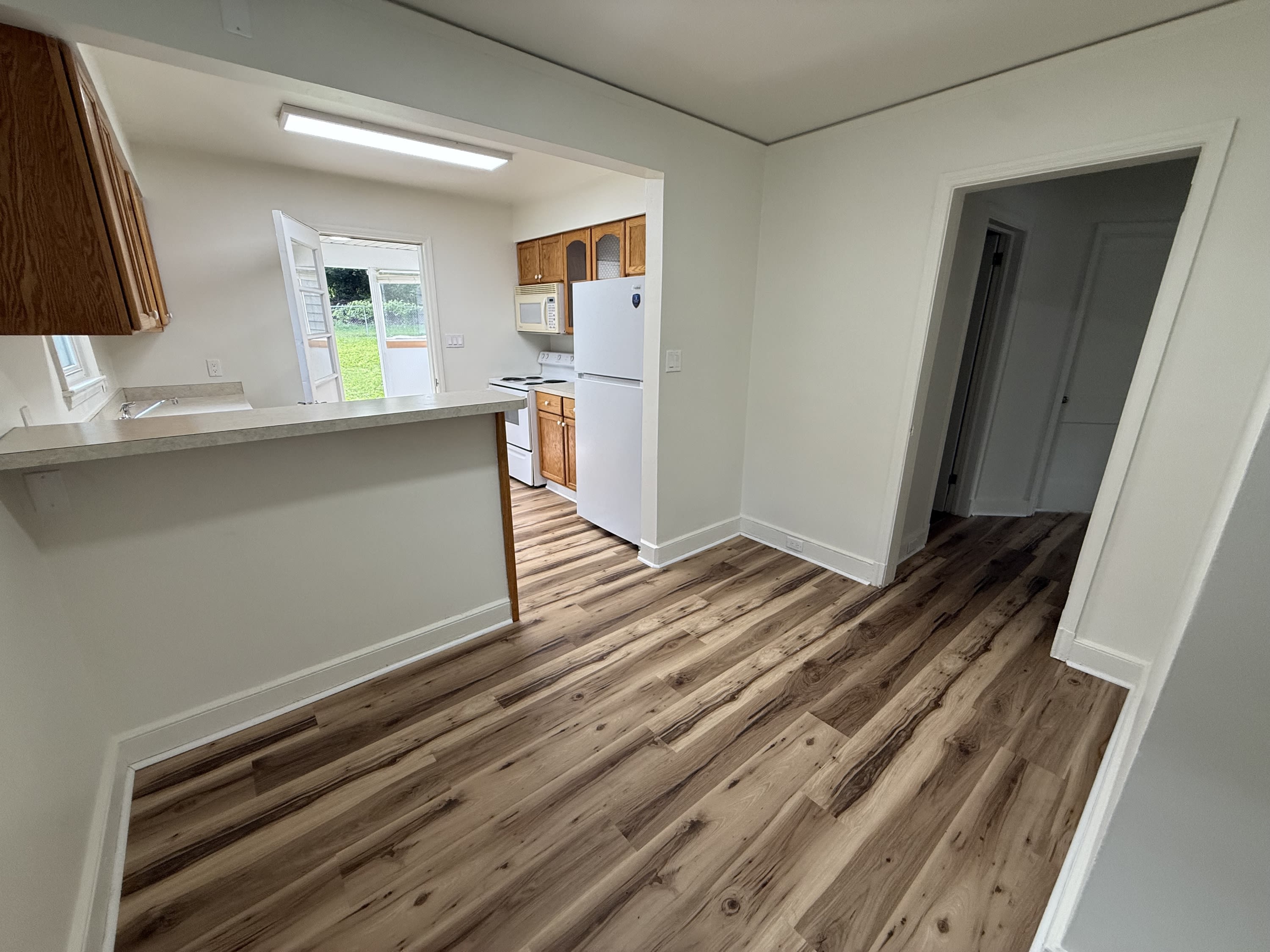 1302 Highland Avenue – photo 5