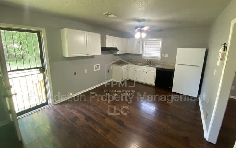 137 South Fenwick Road – photo 3