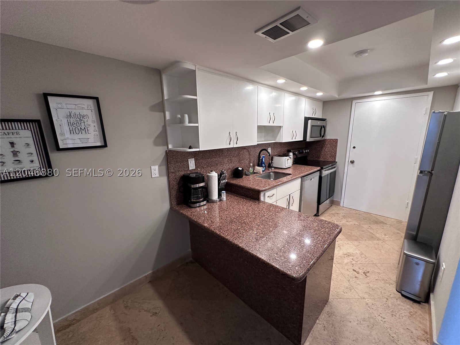 18021 Biscayne Blvd – photo 5