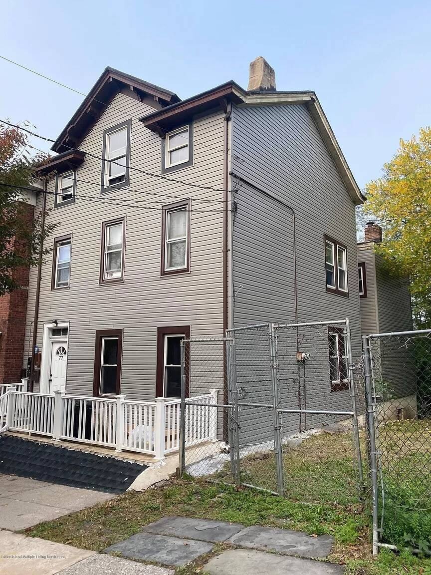 77 York Avenue – photo 1