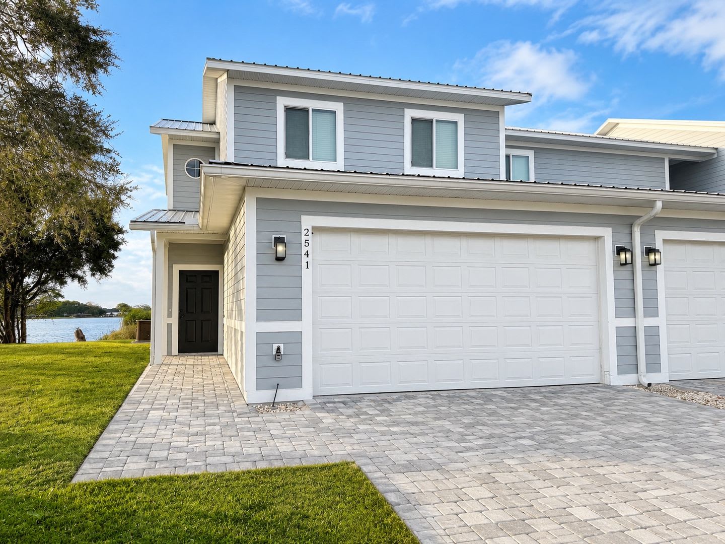 Lakeside Living at Its Best – Stunning 3BR/2.5BA Home with Water Views! – photo 1