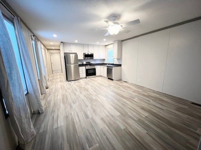 25160 Nuway Avenue – photo 2