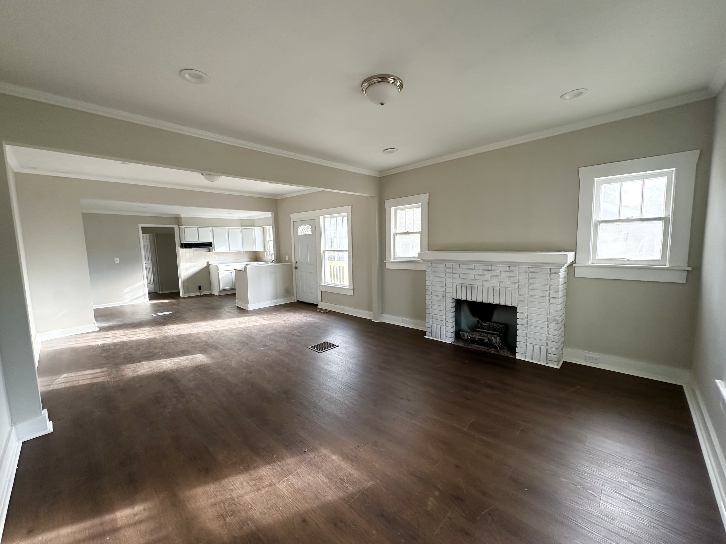 8035 4th Avenue South – photo 3
