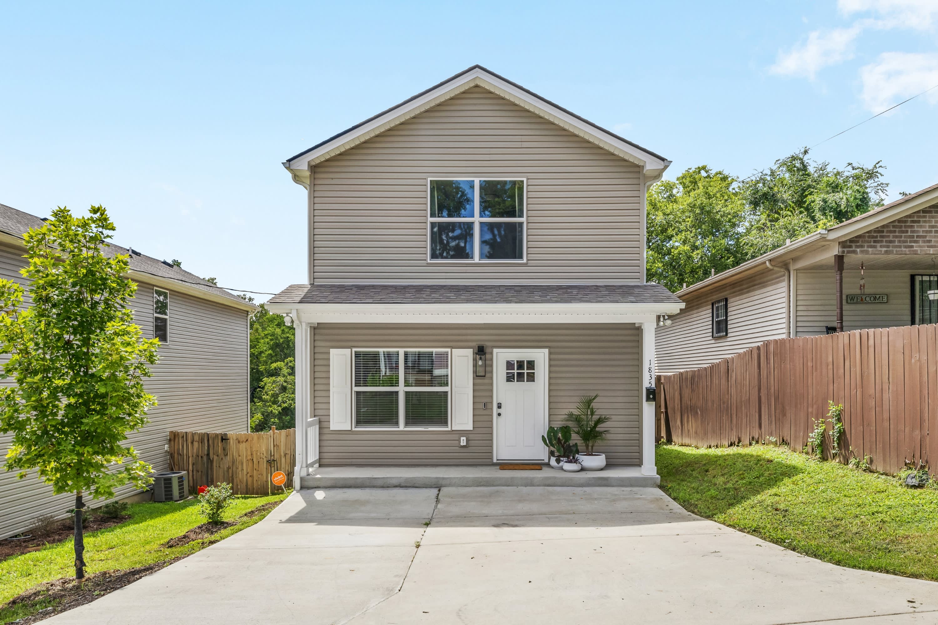 1835 Glade Street – photo 1