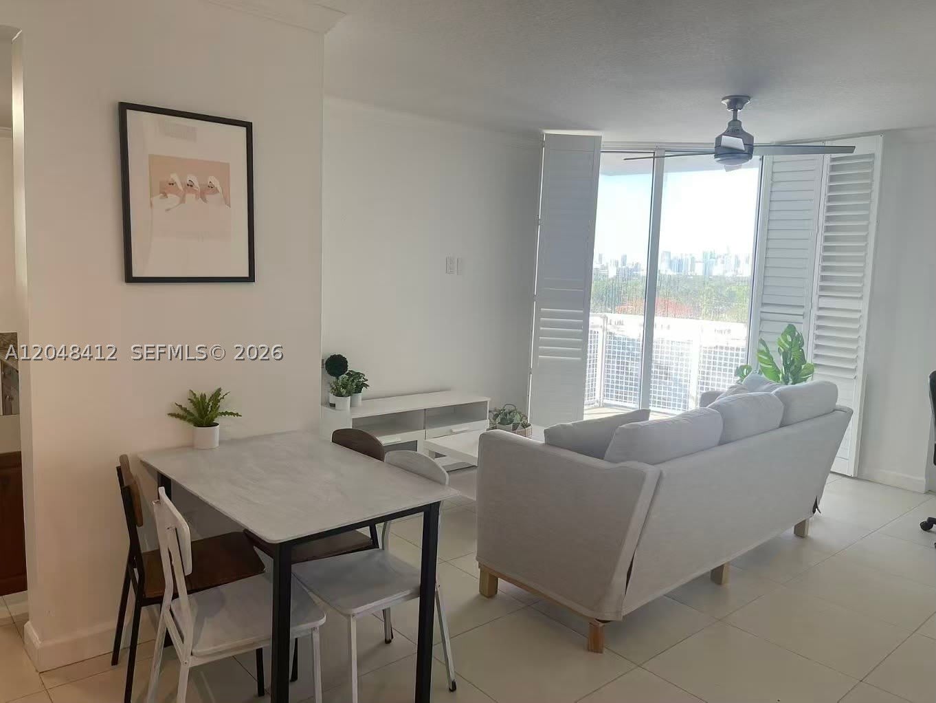 2600 Sw 27Th Ave – photo 2