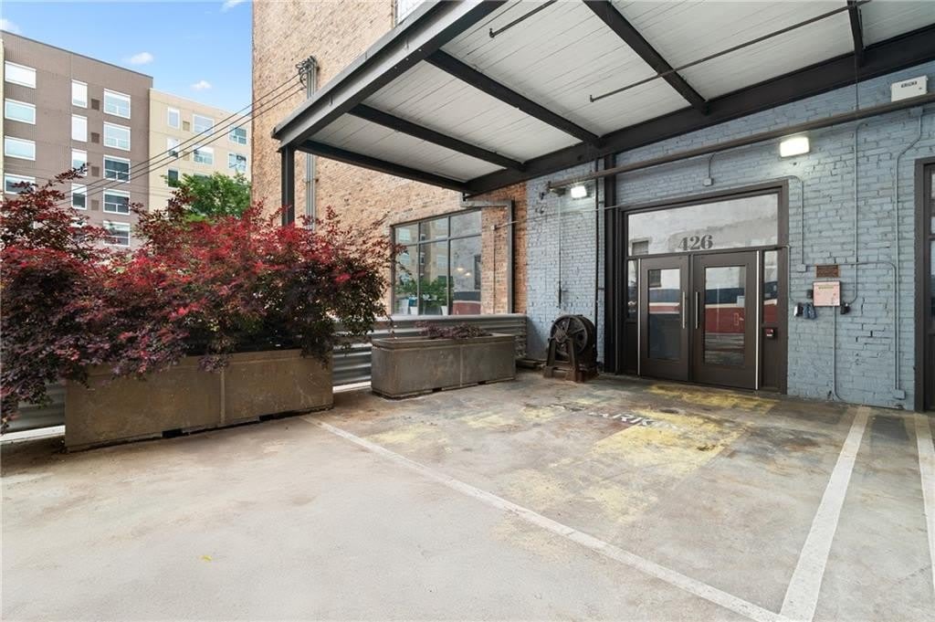 426 Marietta Street NW – photo 4
