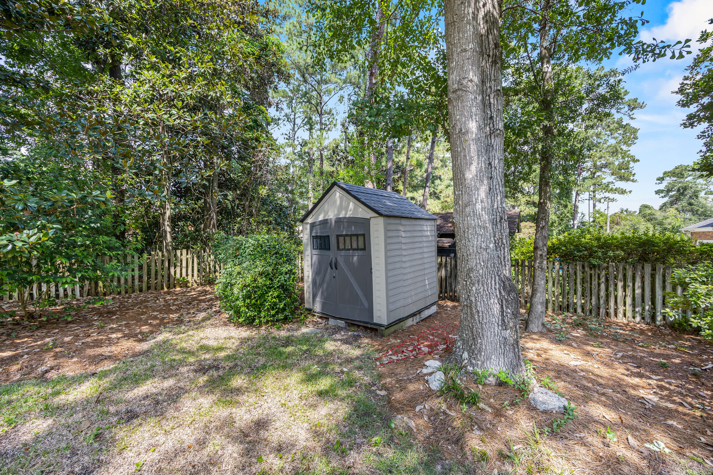 2206 Acacia Dr – photo 4